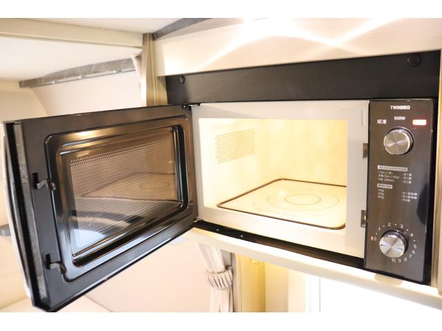 カムロード バンテック　ジルノーブル　４ＷＤ　乗車６名　就寝４名　２．８　ディーゼルターボ　リチウムイオンバッテリー４００ａｈ　インバーター２０００Ｗ　フレキシブルソーラー４枚　温水ボイラー　家庭用エアコン　ＦＦヒーター　マックスファン（48枚目）