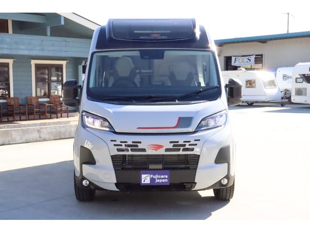 デュカト ローラーチーム　リビングストンＫＪ　乗車４名　就寝４名　２．２　ディーゼル　８速ＡＴ　１２Ｖクーラー　ＦＦヒーター　温水ボイラー　１２Ｖ冷蔵庫　２段ベット　マルチルーム　ディスプレイオーディオ　バックカメラ　クルーズコントローラー（13枚目）