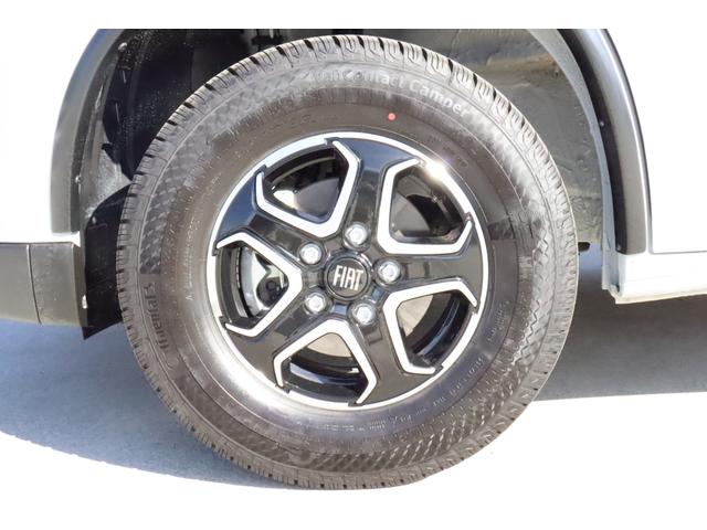 デュカト ローラーチーム　リビングストンＫＪ　乗車４名　就寝４名　２．２　ディーゼル　８速ＡＴ　１２Ｖクーラー　ＦＦヒーター　温水ボイラー　１２Ｖ冷蔵庫　２段ベット　マルチルーム　ディスプレイオーディオ　バックカメラ　クルーズコントローラー（21枚目）