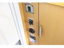 　バンテック　コルドバンクス　シンク　冷蔵庫　ＦＦヒーター　電子レンジ　ツインサブバッテリー　インバーター　マックスファン　サイドオーニング　エアサス　リアラダー（13枚目）