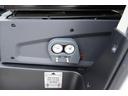 アドリア　マトリックスアクセス５９０ＳＰ　ツインサブ　ルーフエアコン　ＦＦヒーター　温水ボイラー　シャワー　トイレ　シンク　３口コンロ　冷凍冷蔵庫　電子レンジ　サイドオーニング　ＴＶアーム　ナビ切替　ナビ　アラウンドビューモニター　ＥＴＣ（67枚目）
