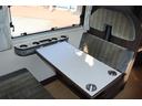 カムロード 東和モータース　ヴォーンＤＣ　７名乗車　ツインサブ　走行充電　外部充電　冷蔵庫　ＦＦヒーター　サイクルキャリア　メモリーナビ　ＥＴＣ　マルチルーム　ルーフベント　電圧計　シンク　給排水ポリタンク　キャンピングカー（5枚目）