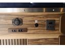 ケイワークス　クラシックバン　ポップアップルーフ　６名乗車　８ナンバー　ソーラーパネル　サブバッテリー　１０００Ｗインバーター　走行充電　外部充電　ＦＦヒーター　シンク兼用アウターシャワー　キャンピングカー　バンコン（34枚目）