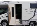 ナッツＲＶ　クレソンボヤージュ　７名乗車　ツインサブＢＴ　ＦＦヒーター　冷蔵庫　カセットトイレ　２４ＴＶ　４００Ｗインバーター　地デジアンテナ　走行充電　外部充電　マックスファン　リアラダー　バックモニター　キャンピングカー（22枚目）