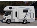 ナッツＲＶ　クレソンボヤージュ　７名乗車　ツインサブＢＴ　ＦＦヒーター　冷蔵庫　カセットトイレ　２４ＴＶ　４００Ｗインバーター　地デジアンテナ　走行充電　外部充電　マックスファン　リアラダー　バックモニター　キャンピングカー（29枚目）