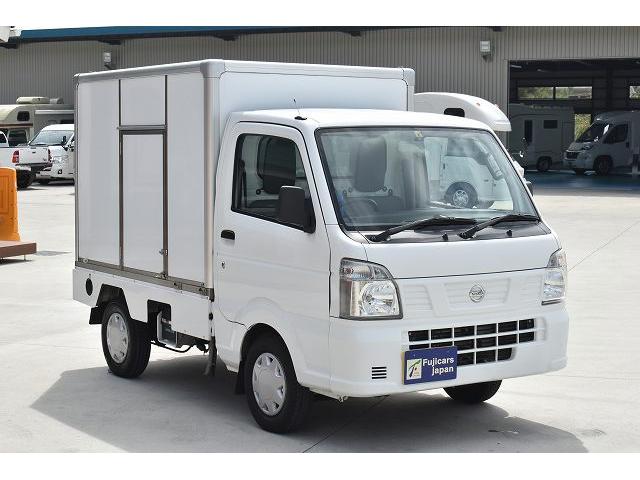 ＤＸ　移動販売車　キッチンカー　ケータリングカー　２槽シンク　換気扇　冷蔵庫　１００Ｌ給排水タンク　インバーター　昇降ハンドル　石鹸入れ　ライティングレールコンセント型　作業台　排水コック(46枚目)