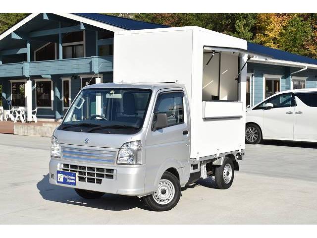 キャリイトラック ＫＣエアコン・パワステ　移動販売車　キッチンカー　ケータリングカー　１槽シンク　２０Ｌ給排水ポリタンク　外部電源　照明２か所　ＡＴ　マニュアルモード付　運転席助手席エアバッグ　四輪ＡＢＳ装着車　販売口１か所　作業台（21枚目）