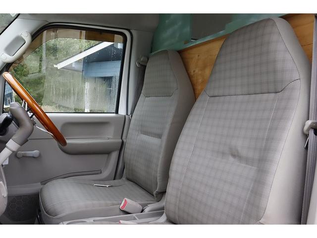 エブリイ ＰＡ　移動販売車　キッチンカー　ケータリングカー　フレンチバス仕様　４ナンバー　２槽シンク　８０Ｌタンク　冷蔵庫　フライヤー　発電機　換気扇　外部電源　サブバッテリー　インバーター　走行充電　ヒッチメンバー（20枚目）