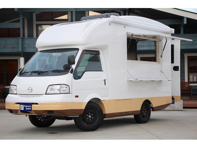 ボンゴトラック ＤＸ　移動販売車　キッチンカー　ケータリングカー　８ナンバー加工車　３槽シンク　給排水タンク　換気扇　グリドル　冷凍冷蔵庫　発電機　換気扇　外部電源　照明　作業台　サブＢＴ　２０００Ｗインバーター　ＥＴＣ（2枚目）