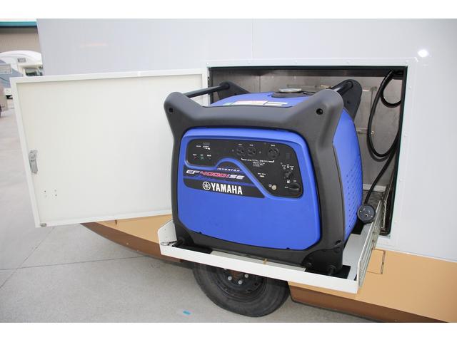 ボンゴトラック ＤＸ　移動販売車　キッチンカー　ケータリングカー　８ナンバー加工車　３槽シンク　給排水タンク　換気扇　グリドル　冷凍冷蔵庫　発電機　換気扇　外部電源　照明　作業台　サブＢＴ　２０００Ｗインバーター　ＥＴＣ（16枚目）