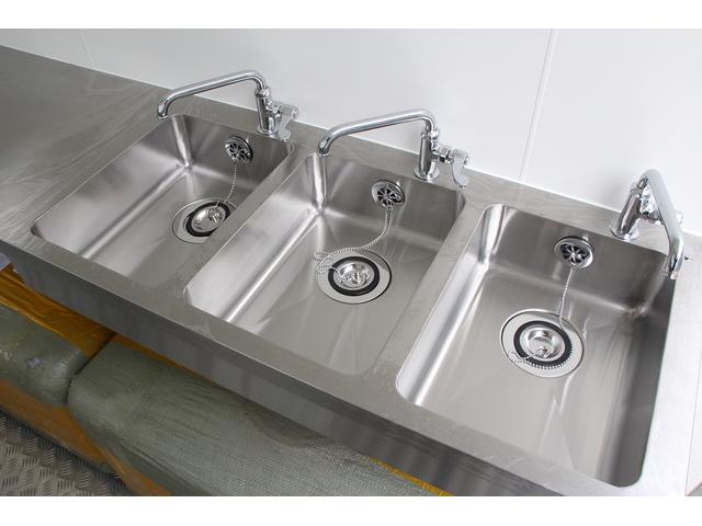 ダイナトラック 自社新規架装 移動販売車(8枚目)