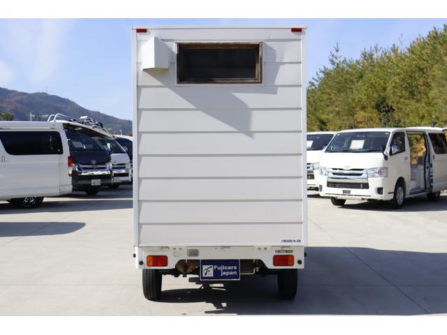 キャリイトラック 　移動販売車　ケータリングカー　５ＭＴ　４ナンバー　バックカメラ　２層シンク　給排水タンク各１００Ｌ　換気扇　外部電源（12枚目）