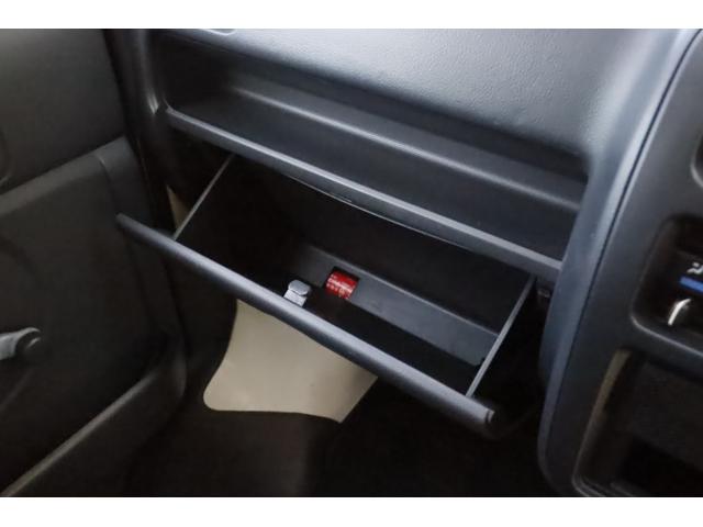 キャリイトラック 　移動販売車　ケータリングカー　５ＭＴ　４ナンバー　バックカメラ　２層シンク　給排水タンク各１００Ｌ　換気扇　外部電源（32枚目）