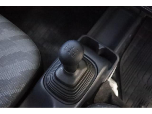 キャリイトラック 　移動販売車　ケータリングカー　５ＭＴ　４ナンバー　バックカメラ　２層シンク　給排水タンク各１００Ｌ　換気扇　外部電源（33枚目）