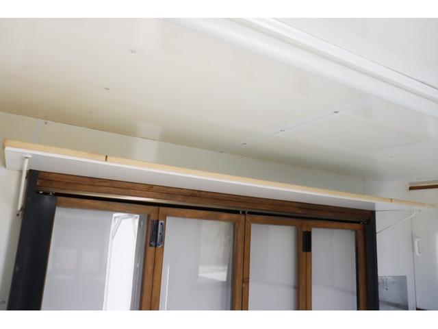 キャリイトラック 　移動販売車　ケータリングカー　５ＭＴ　４ナンバー　バックカメラ　２層シンク　給排水タンク各１００Ｌ　換気扇　外部電源（41枚目）