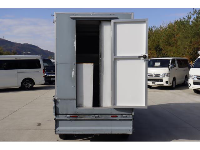NT100クリッパートラック 乗車2名 4ナンバー AT車 可動式キッチンカー ケータリングカー 2槽シンク 換気扇 外部電源 ETC(2枚目)