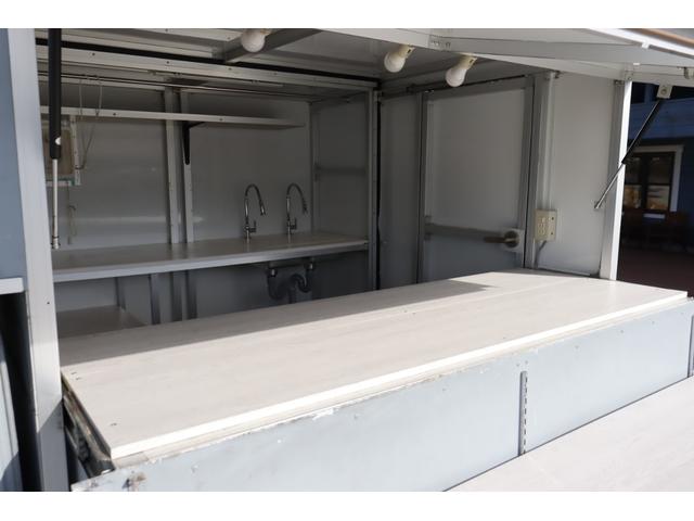 NT100クリッパートラック 乗車2名 4ナンバー AT車 可動式キッチンカー ケータリングカー 2槽シンク 換気扇 外部電源 ETC(24枚目)