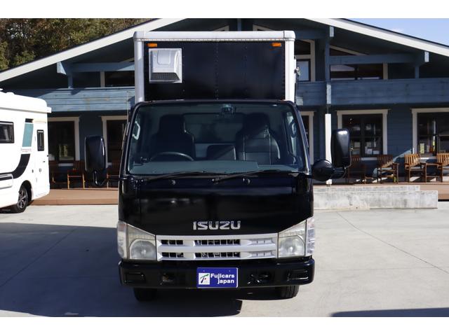 エルフトラック エルフ 移動販売車 ケータリングカー 3.0 ディーゼル 2槽シンク コールドテーブル冷蔵庫 冷蔵庫 換気扇 外部電源(15枚目)