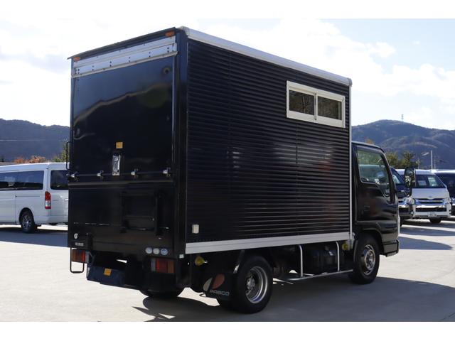 エルフトラック エルフ 移動販売車 ケータリングカー 3.0 ディーゼル 2槽シンク コールドテーブル冷蔵庫 冷蔵庫 換気扇 外部電源(19枚目)