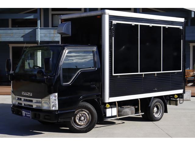 エルフトラック エルフ 移動販売車 ケータリングカー 3.0 ディーゼル 2槽シンク コールドテーブル冷蔵庫 冷蔵庫 換気扇 外部電源(21枚目)