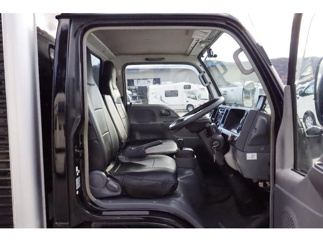 エルフトラック エルフ 移動販売車 ケータリングカー 3.0 ディーゼル 2槽シンク コールドテーブル冷蔵庫 冷蔵庫 換気扇 外部電源(26枚目)