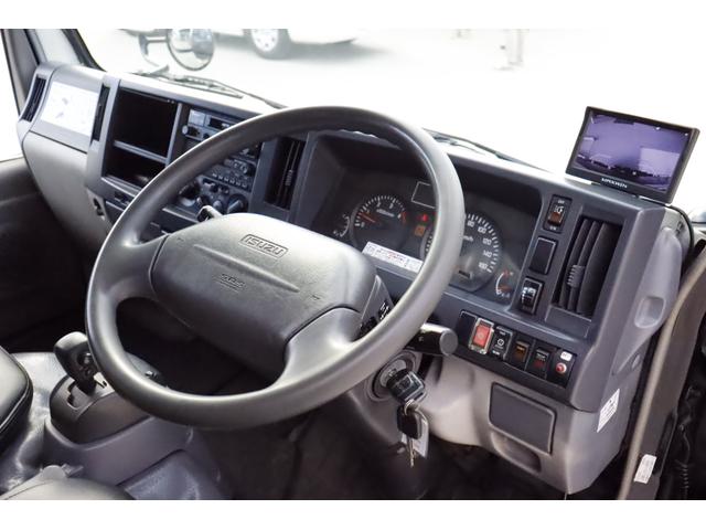 エルフトラック エルフ 移動販売車 ケータリングカー 3.0 ディーゼル 2槽シンク コールドテーブル冷蔵庫 冷蔵庫 換気扇 外部電源(31枚目)