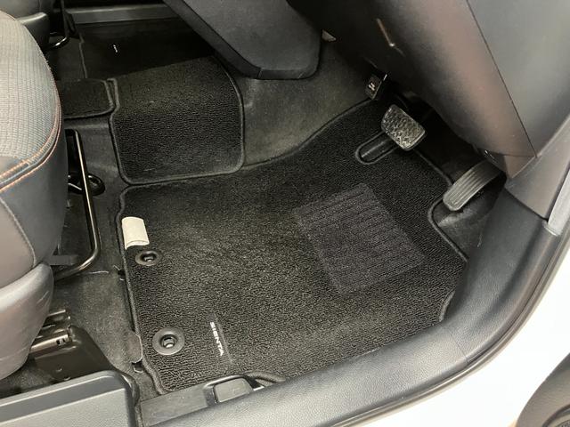 シエンタ Ｇ　クエロ　衝突被害軽減ブレーキシステム　ドラレコ　３列シート　ステアリングスイッチ　Ｐスタート　両側オートスライドドア　レーンアシスト　オートハイビーム　キーフリー（26枚目）