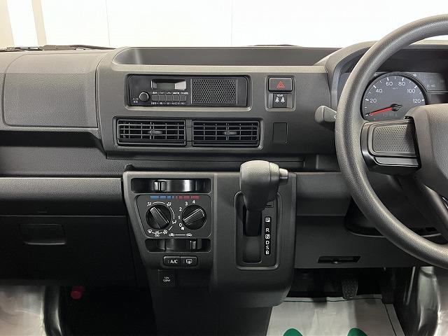 ハイゼットカーゴ ＤＸ　サポカーＳワイド適合　ラジオ　エアコン　アクセサリーソケット　コーナーセンサー　アイドリングストップ　光軸調整ダイヤル　横滑り防止機能　誤発進抑制機能　パワーウインドウ　キーレス（13枚目）