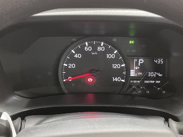 ハイゼットカーゴ ＤＸ　サポカーＳワイド適合　エアコン　アクセサリーソケット　コーナーセンサー　アイドリングストップ　光軸調整ダイヤル　横滑り防止機能　誤発進抑制機能　パワーウインドウ　キーレス（15枚目）