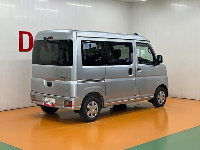 ハイゼットカーゴ クルーズターボ　４ＷＤ　サポカーＳワイド適合　ドラレコ　エアコン　アクセサリーソケット　Ｐスタート　コーナーセンサー　横滑り防止機能　誤発進抑制機能　電動格納ミラー　パワーウインドウ　キーフリー（8枚目）