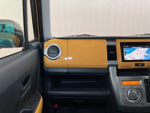 ハスラー Ｘ　衝突被害軽減ブレーキシステム　ドラレコ　全周囲カメラ　ステアリングスイッチ　オートエアコン　ＵＳＢ接続端子　シートヒーター　Ｐスタート　レーンアシスト　ＥＴＣ　キーフリー（12枚目）