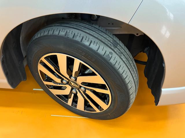 トール カスタムＧ　サポカーＳワイド適合　ドラレコ　パノラマモニター対応　全車速追従機能付ＡＣＣ　電動パーキングブレーキ　ＵＳＢ接続端子　シートヒーター　ＥＴＣ　キーフリー（30枚目）