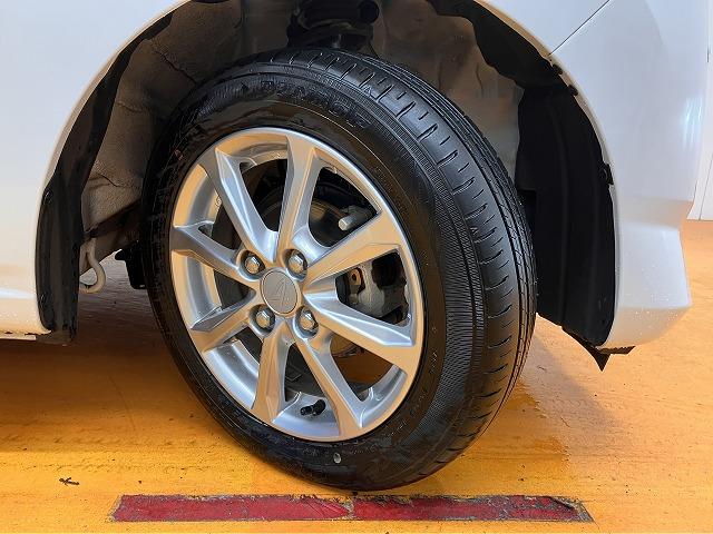 ミライース G リミテッドSAIII サポカーSワイド適合 Bカメラ USB接続端子 シートヒーター ETC ドラレコ コーナーセンサー 光軸調整ダイヤル オートハイビーム 横滑り防止機能 誤発進抑制機能 電動格納ミラー キーフリー(24枚目)