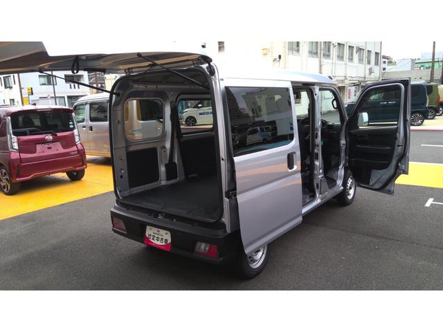 ハイゼットカーゴ DX サポカーSワイド適合 オーディオ エアコン アクセサリーソケット コーナーセンサー アイドリングストップ 光軸調整ダイヤル 横滑り防止機能 誤発進抑制機能 パワーウインドウ キーレス(9枚目)