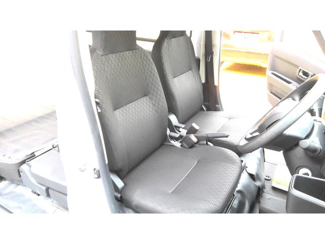 ハイゼットカーゴ DX サポカーSワイド適合 オーディオ エアコン アクセサリーソケット コーナーセンサー アイドリングストップ 光軸調整ダイヤル 横滑り防止機能 誤発進抑制機能 パワーウインドウ キーレス(17枚目)