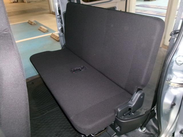 ハイゼットカーゴ DX サポカーSワイド適合 ラジオ エアコン アクセサリーソケット コーナーセンサー アイドリングストップ 光軸調整ダイヤル 横滑り防止機能 誤発進抑制機能 パワーウインドウ キーレス(17枚目)