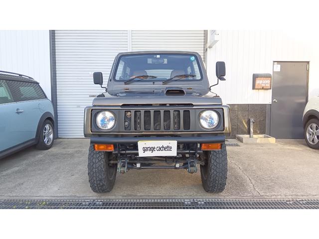 ジムニー 　公認リフトアップカスタム　ＭＴタイヤ　社外マフラー　ブースト計　ウッドハンドル　車検２年受渡し（2枚目）