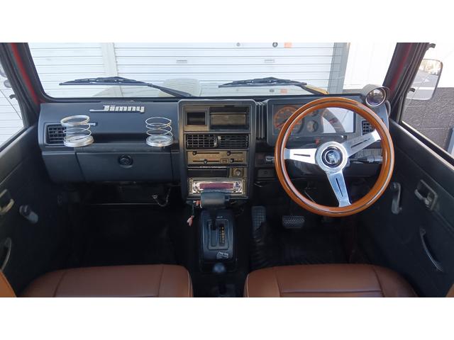 ジムニー 　公認リフトアップカスタム　ＭＴタイヤ　社外マフラー　ブースト計　ウッドハンドル　車検２年受渡し（11枚目）