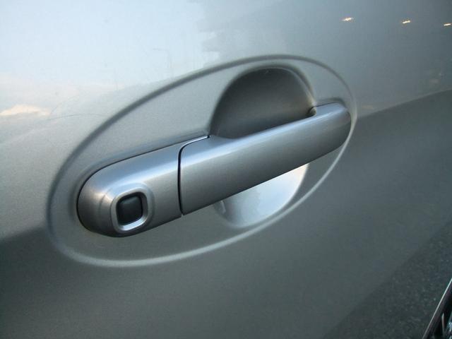 ���X�Y�L���̋ߋE�A�L���Z���^�[�̂��Ԃ������������܂��Đ��ɂ��肪�Ƃ��������܂��B��������̂��q�l�ɂ����X���Ē����܂��悤�w�L�x�ȍ݌Ɂx�Ɓw�F�蒆�Îԁx����葵���Ă���܂��̂Ő��񂲗��X�������܂��B