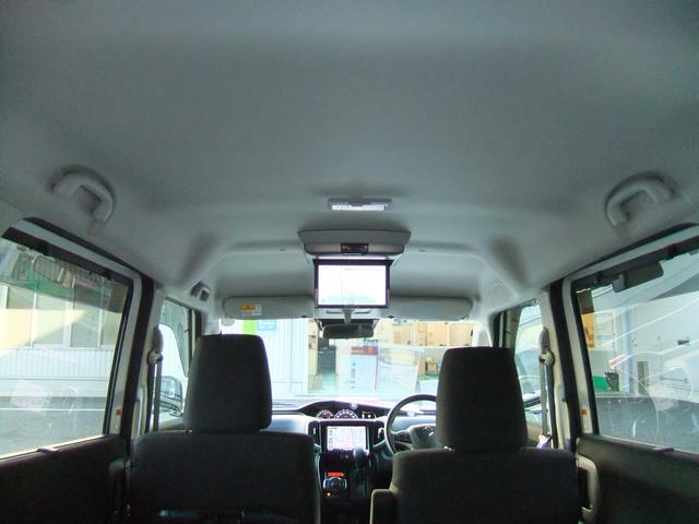 �����X�̓W���ԗ��́w����ԁE����ԁE���[�X�ԁx�����C���ɓW�����Ă���܂��I�I�[�N�V������������ڔ̔������Ē������ŁA�����߈Ղ��̔����i���������Ă���܂��I����A�����߂ɂ����X�E���A���������I�i�O�O��