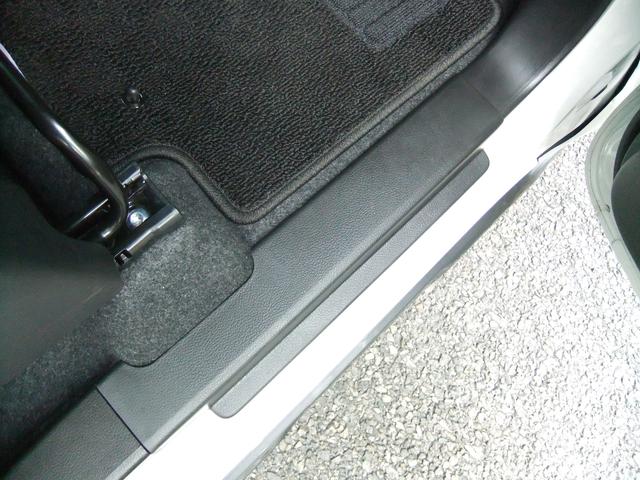 ���w���I���Îԁx�𑽐���葵���Ă���܂��I�@�ǂ�Ȓ��ÎԂ������̂�������Ȃ��E�E�E���Ă��q�l�ɂ��A���\�Z�Ɍ����������Ԃ�����Ă����Ē����܂��̂Ő���A���X�X�^�b�t�ɂ����k���Ă݂ĉ������I�i�O�O��