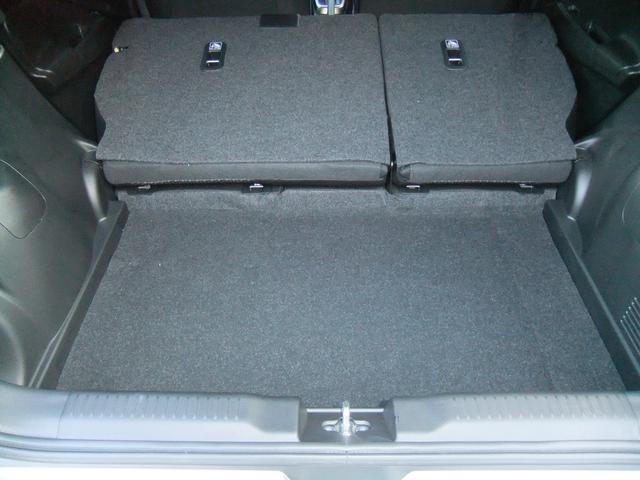 �����X�̓W���ԗ��́w����ԁE����ԁE���[�X�ԁx�����C���ɓW�����Ă���܂��I�I�[�N�V������������ڔ̔������Ē������ŁA�����߈Ղ��̔����i���������Ă���܂��I����A�����߂ɂ����X�E���A���������I�i�O�O��