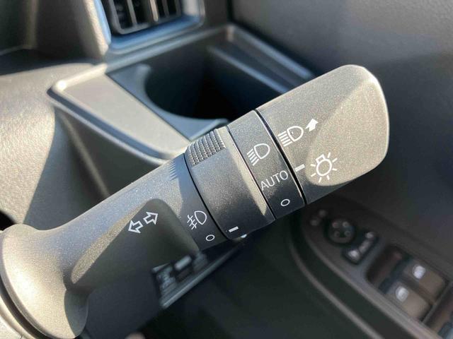 タント カスタムＸ　ワンオーナー　走行距離無制限１２ヶ月保証付き　衝突軽減ブレーキ　車線逸脱防止　アイドリングストップ機能　Ｂカメラ　禁煙　盗難警報装置　ＬＥＤ　ワンオーナー　キーレスエントリー　前席シートヒーター　オートＬＥＤ（24枚目）