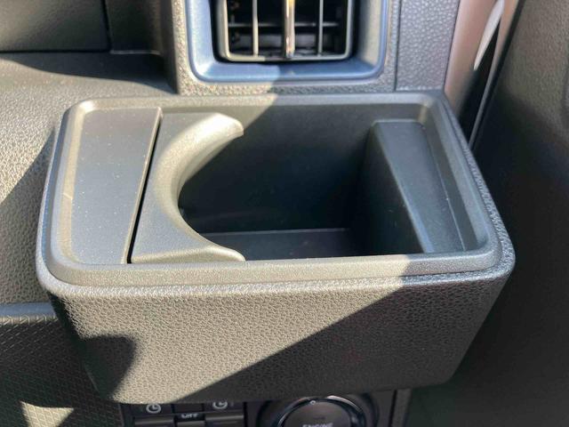 タント カスタムＸ　ワンオーナー　走行距離無制限１２ヶ月保証付き　衝突軽減ブレーキ　車線逸脱防止　アイドリングストップ機能　Ｂカメラ　禁煙　盗難警報装置　ＬＥＤ　ワンオーナー　キーレスエントリー　前席シートヒーター　オートＬＥＤ（25枚目）