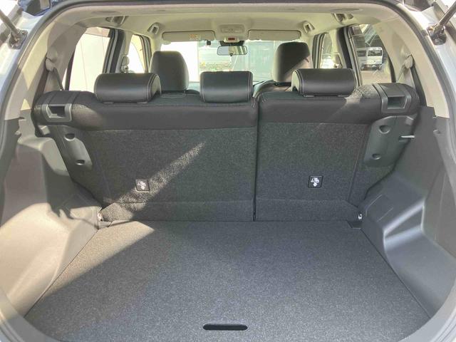 ロッキー プレミアム　走行距離無制限１２ヶ月保証付き　衝突軽減システム　ＢＴオーディオ　シートＨ　禁煙　ＥＴＣ車載器　車線逸脱警報　ＵＳＢ　スマ－トキ－　Ｂカメラ　アルミホイール　ＡＣＣ　キーフリーシステム　ドラレコ（40枚目）