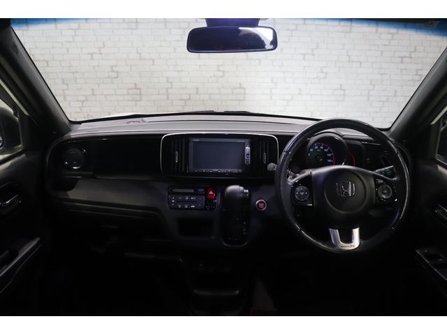 Ｎ－ＯＮＥ モデューロＸ　衝突被害軽減システム　純正メモリーナビ　オートクルーズコントロール　ＡＷ　ＥＴＣ　アイドリングストップ　ＨＩＤヘッドライト　Ｂｌｕｅｔｏｏｔｈ接続　Ｂカメラ　カーテンエアバック　ハーフレザーシート（11枚目）