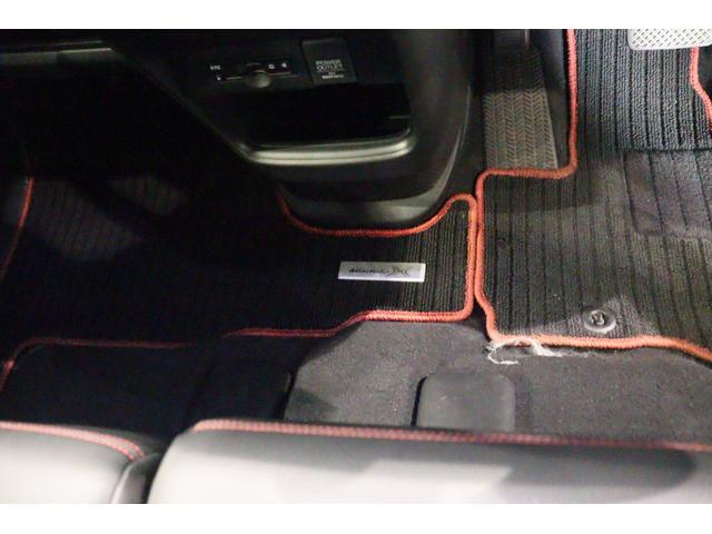 Ｎ－ＯＮＥ モデューロＸ　衝突被害軽減システム　純正メモリーナビ　オートクルーズコントロール　ＡＷ　ＥＴＣ　アイドリングストップ　ＨＩＤヘッドライト　Ｂｌｕｅｔｏｏｔｈ接続　Ｂカメラ　カーテンエアバック　ハーフレザーシート（20枚目）