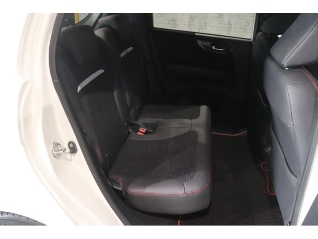 Ｎ－ＯＮＥ モデューロＸ　衝突被害軽減システム　純正メモリーナビ　オートクルーズコントロール　ＡＷ　ＥＴＣ　アイドリングストップ　ＨＩＤヘッドライト　Ｂｌｕｅｔｏｏｔｈ接続　Ｂカメラ　カーテンエアバック　ハーフレザーシート（21枚目）