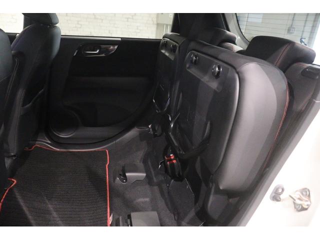 Ｎ－ＯＮＥ モデューロＸ　衝突被害軽減システム　純正メモリーナビ　オートクルーズコントロール　ＡＷ　ＥＴＣ　アイドリングストップ　ＨＩＤヘッドライト　Ｂｌｕｅｔｏｏｔｈ接続　Ｂカメラ　カーテンエアバック　ハーフレザーシート（25枚目）