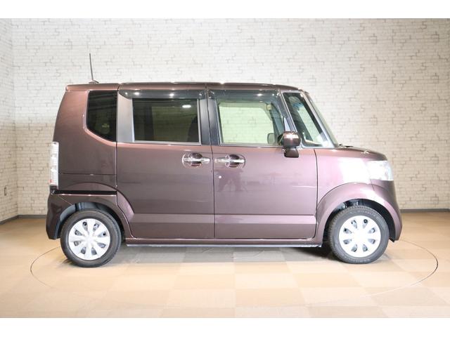 Ｎ－ＢＯＸ Ｇ・Ｌパッケージ　社外ＳＤナビ　Ｂカメラ　ＥＴＣ　盗難防止システム　ワンセグＴＶ　ＣＤ　片側電動スライドドア　衝突安全ボディ　スマートキー　オートエアコン　パワーステアリング　パワーウィンドウ　助手席エアバッグ　１セグ（23枚目）